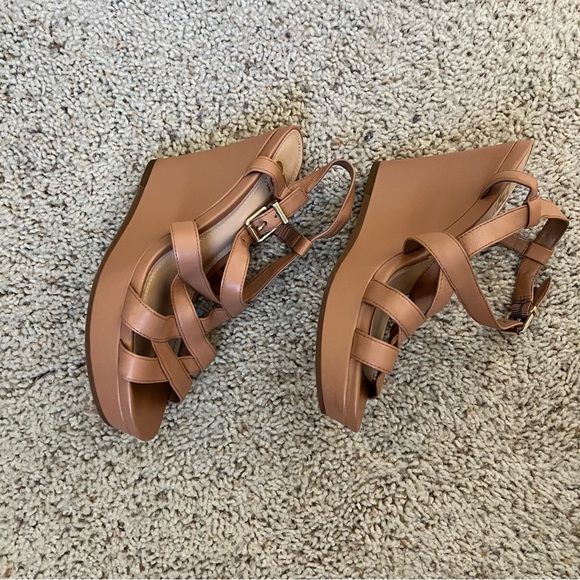 Gianni Binni Tan Jet Set Leather Wedges - Picture 5 of 8